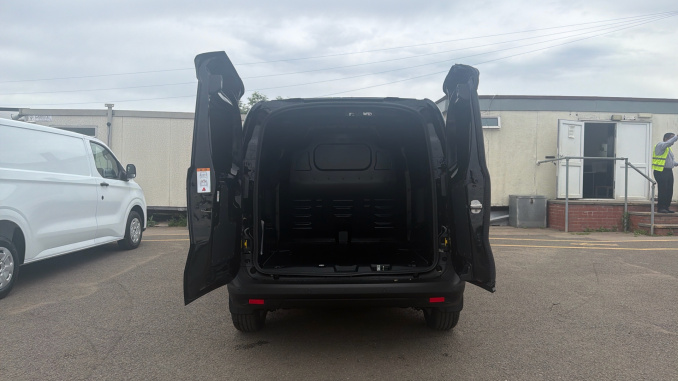 Ford Transit Courier Diesel 1.5 EcoBlue Trend Van - Image 3